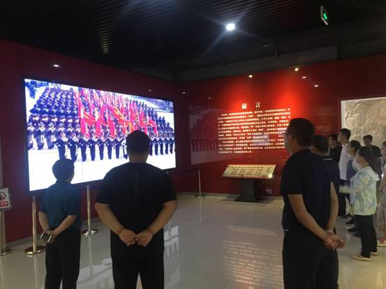 clip_image008.jpg clip_image008.jpg